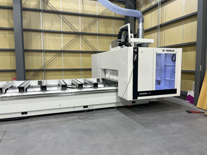甲村ハウジング株式会社 工場加工機械 HOMAG CNCマシニングセンター CENTATEQP-110