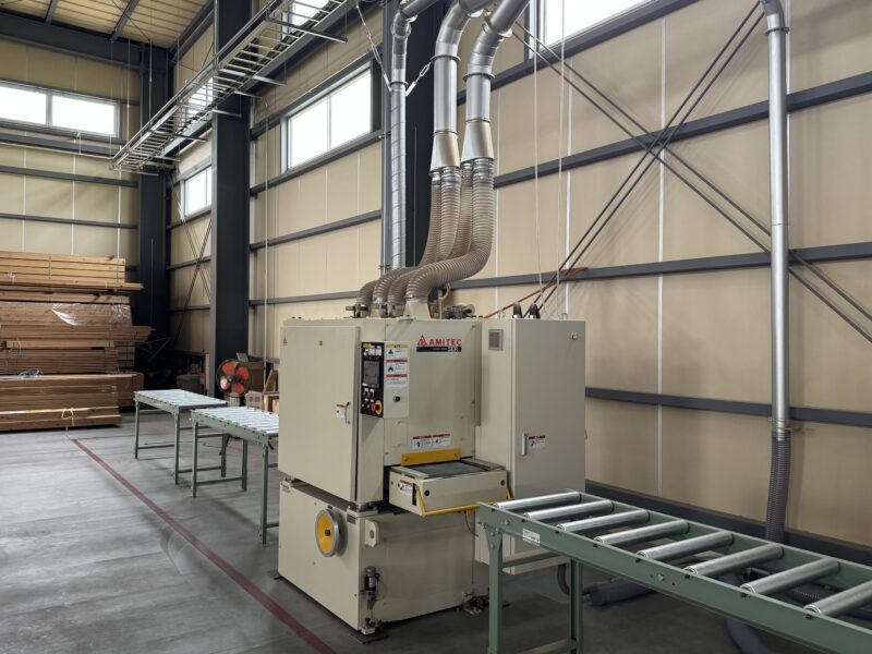 甲村ハウジング株式会社 工場加工機械 アミテック(株) ワイドベルトサンダー SER40DCV